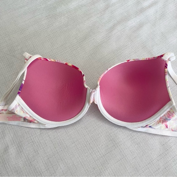 PINK By Victoria's Secret Floral Everyday Lightly Lined Bra In Floral Fun, 32D - Picture 7 of 8